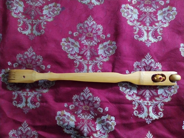 Bamboo Wooden Itch Therapeutic Relaxer Back Scratcher w/ Massage Rollers