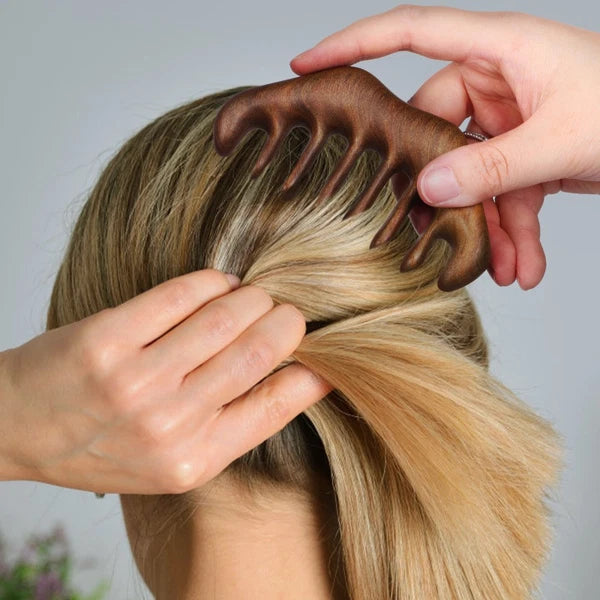 Wooden Comb Massage Scalp Massager Man Hairdressing and Scratcher